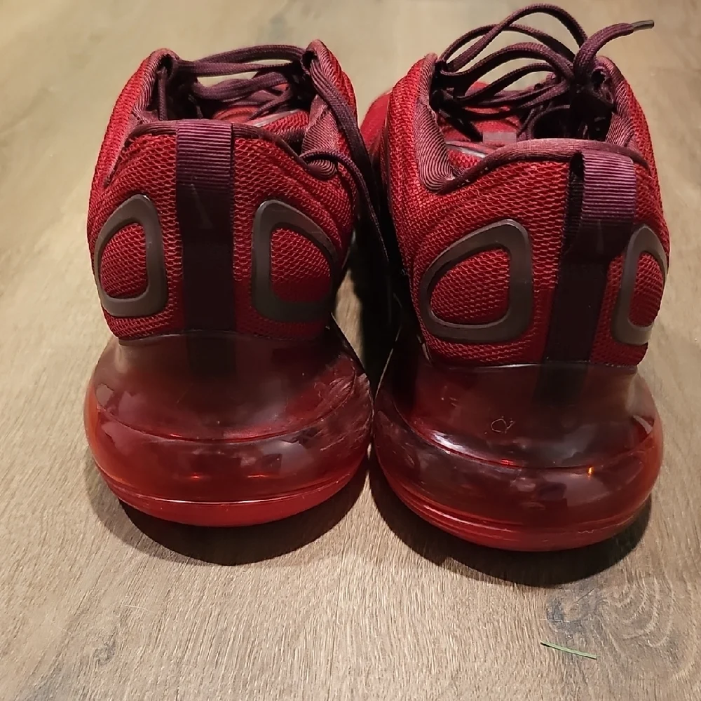 Nike Air Max 720 Red Athletic Shoes Vintage Size 13 Men Tennis Shoe  Retro